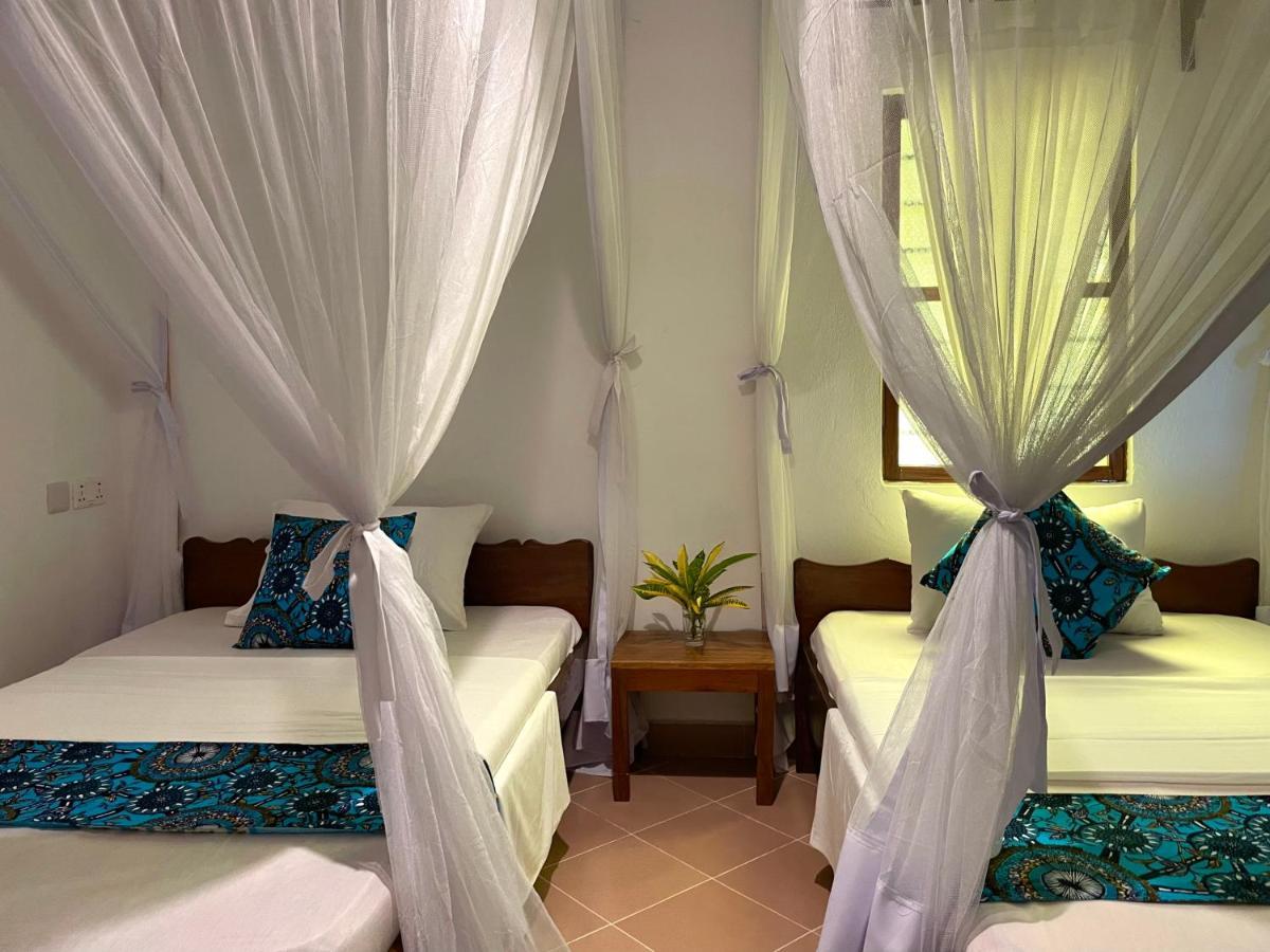 Poa Poa Bungalows Kiwengwa  Eksteriør bilde
