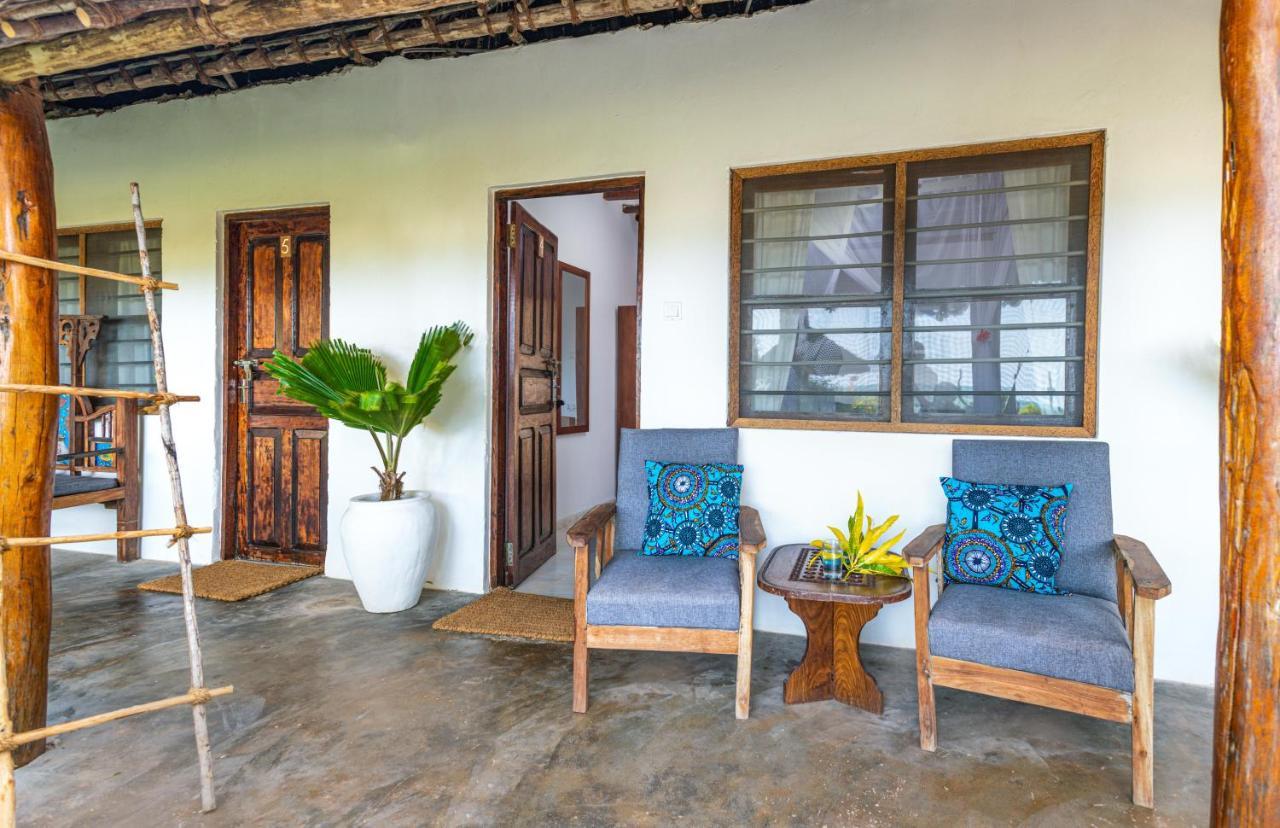 Poa Poa Bungalows Kiwengwa  Eksteriør bilde