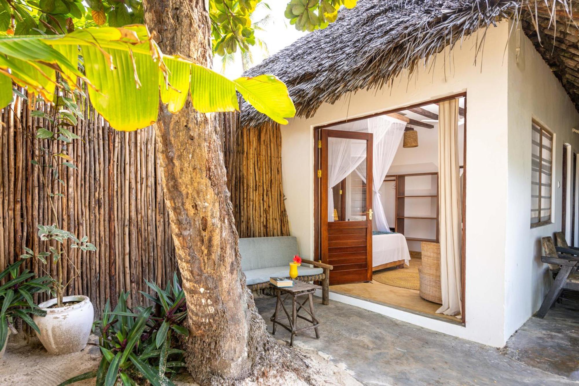 Poa Poa Bungalows Kiwengwa  Eksteriør bilde