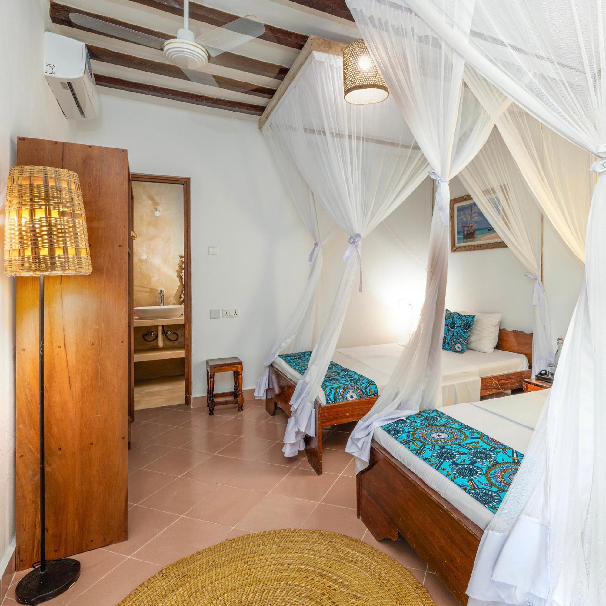 Poa Poa Bungalows Kiwengwa  Eksteriør bilde